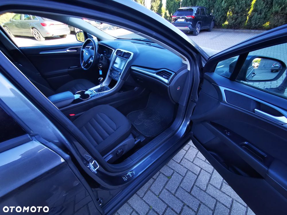 Ford Mondeo 2.0 TDCi STart-Stopp Titanium - 9