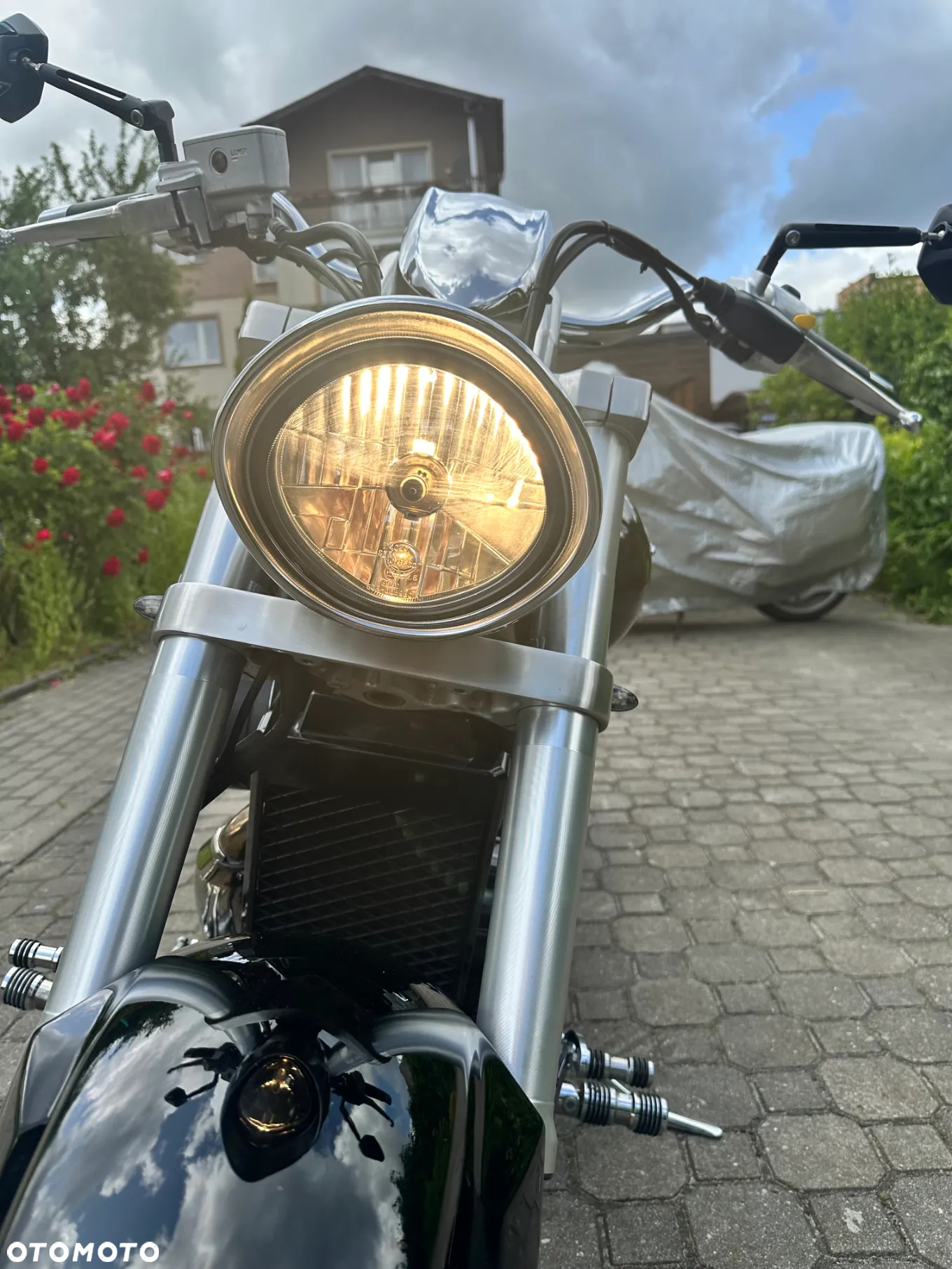 Suzuki Intruder - 22