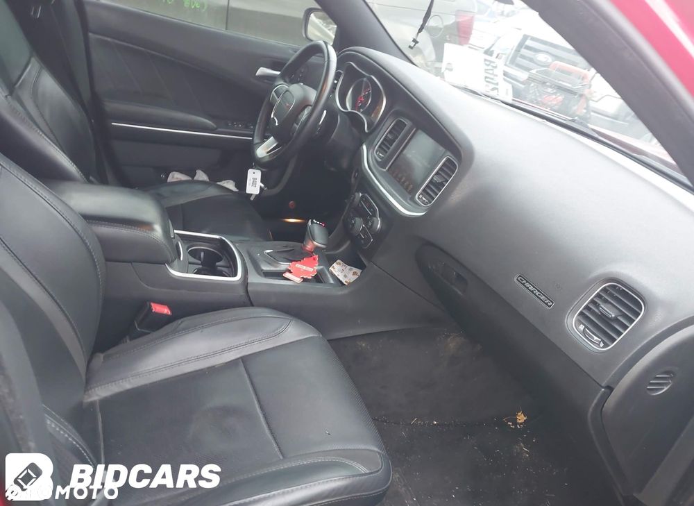 Dodge Charger 5.7 R/T - 5