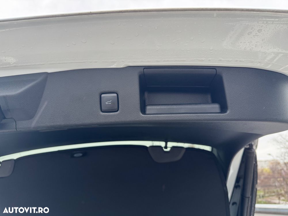 Ford Kuga 2.0 EcoBlue 4x4 Aut. TITANIUM X - 12