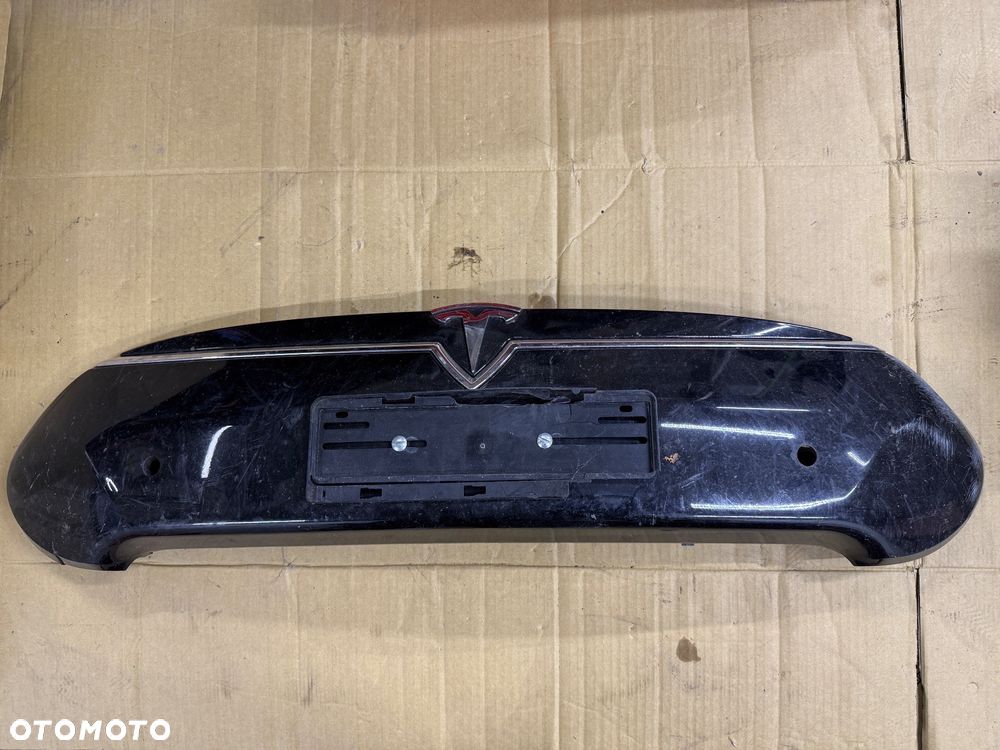 Atrapa, grill Tesla Model S P85D Nr. 1023312-00-A. - 1