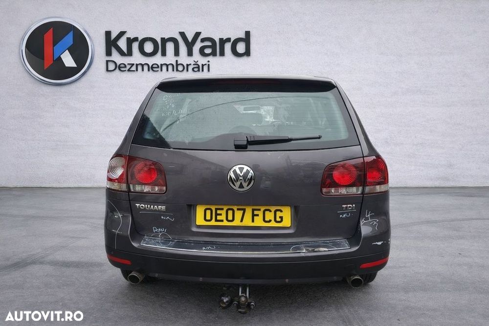 Macara dreapta fata Volkswagen Touareg 7L facelift 2007 - 2011 SUV 4 Usi (1417) - 2