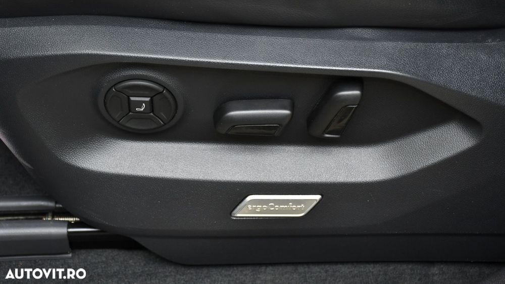 VOLKSWAGEN Touareg 2022 — imagine 28