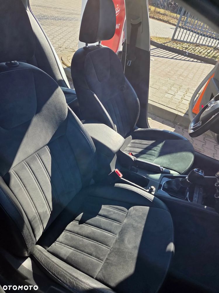 Skoda Octavia 1.8 TSI DSG Style - 9