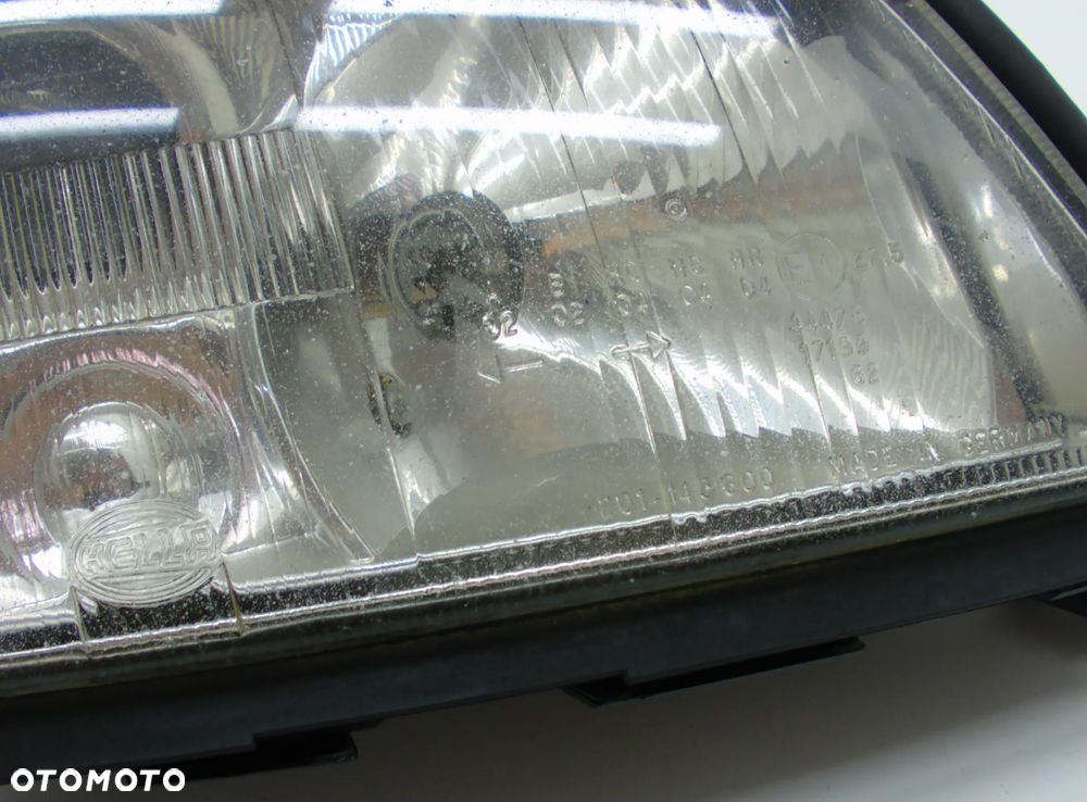 Audi A6 C4 100  Lampa Przód Prawy Soczewka eu - 7