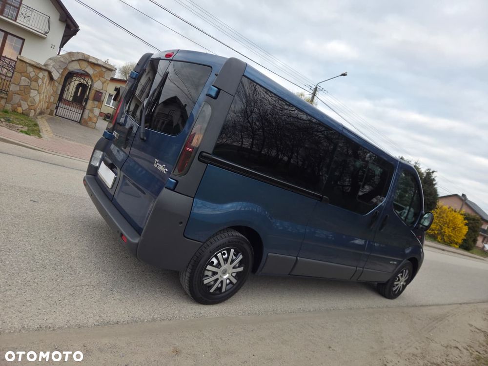 Renault Trafic Passenger Expression - 5