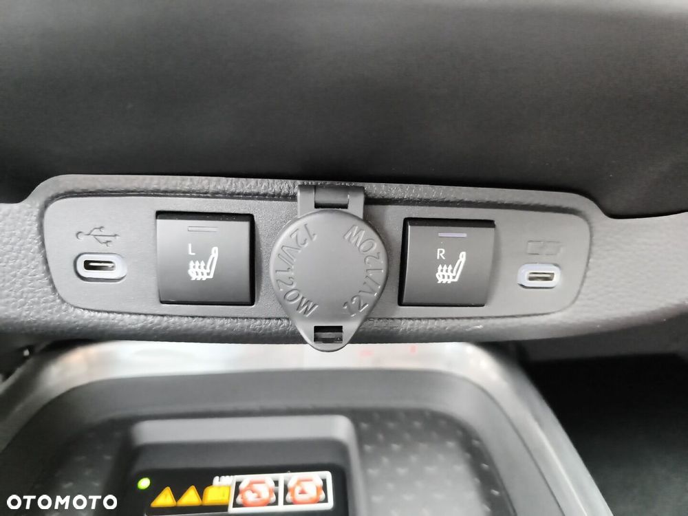 Toyota Aygo X Hybrid 1.5 Style e-CVT - 23