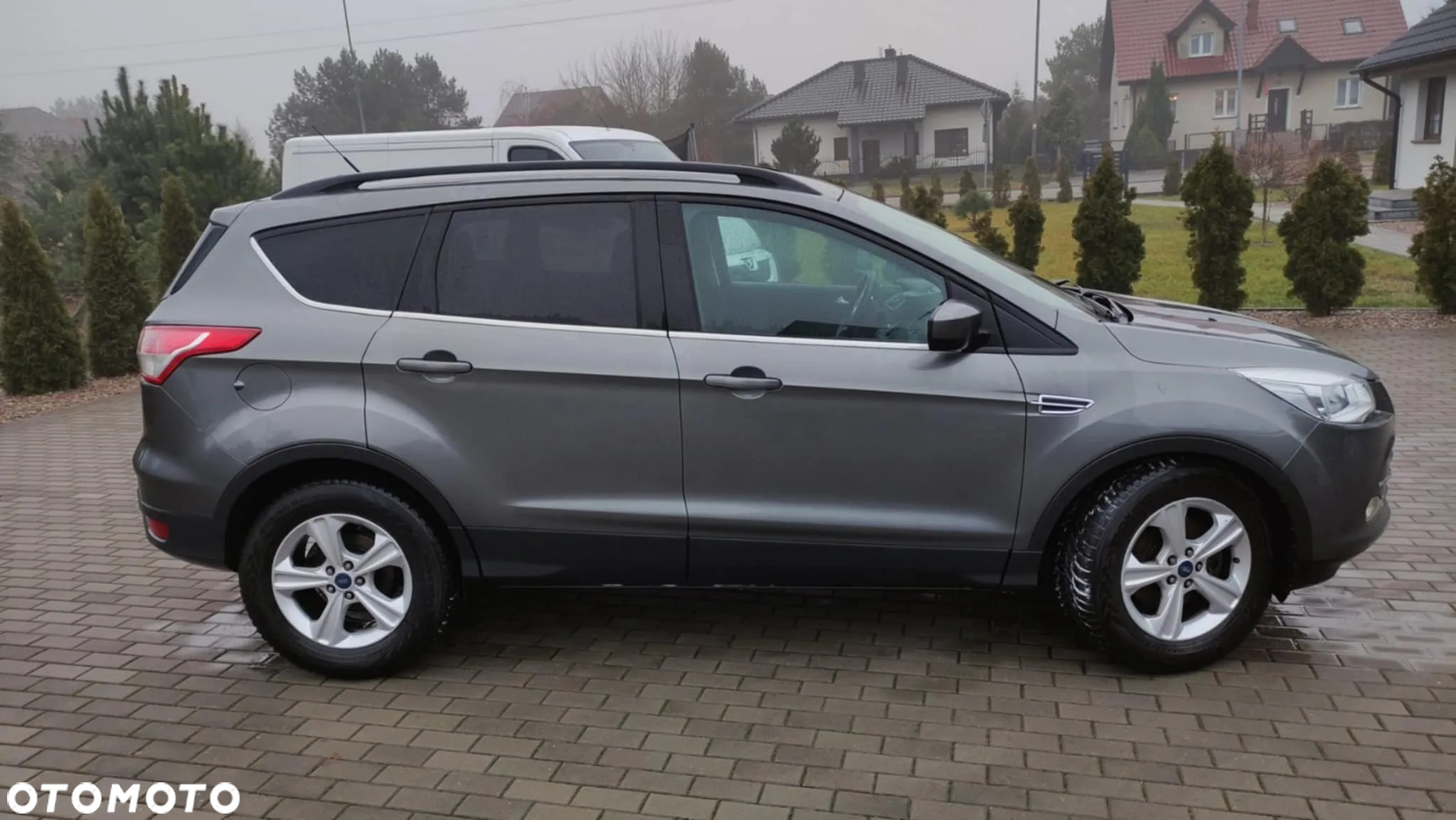 Ford Escape - 4