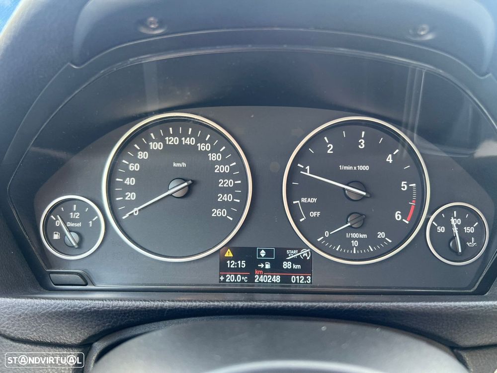 BMW 318 d Touring Pack M - 39