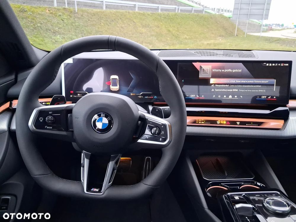 BMW Seria 5 520i mHEV M Sport - 14