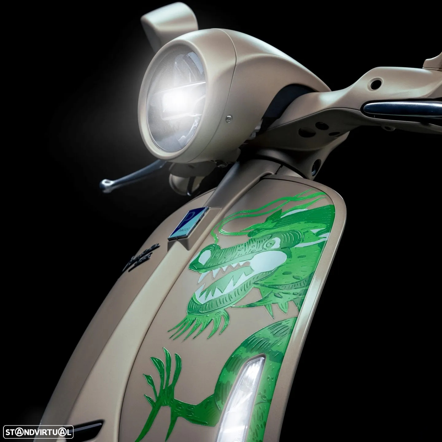 Vespa 125 946 Dragon Edição Limitada - 2