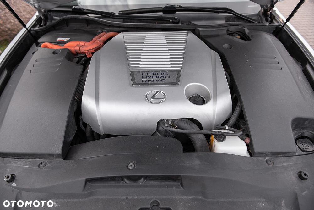 Lexus GS 450h - 31