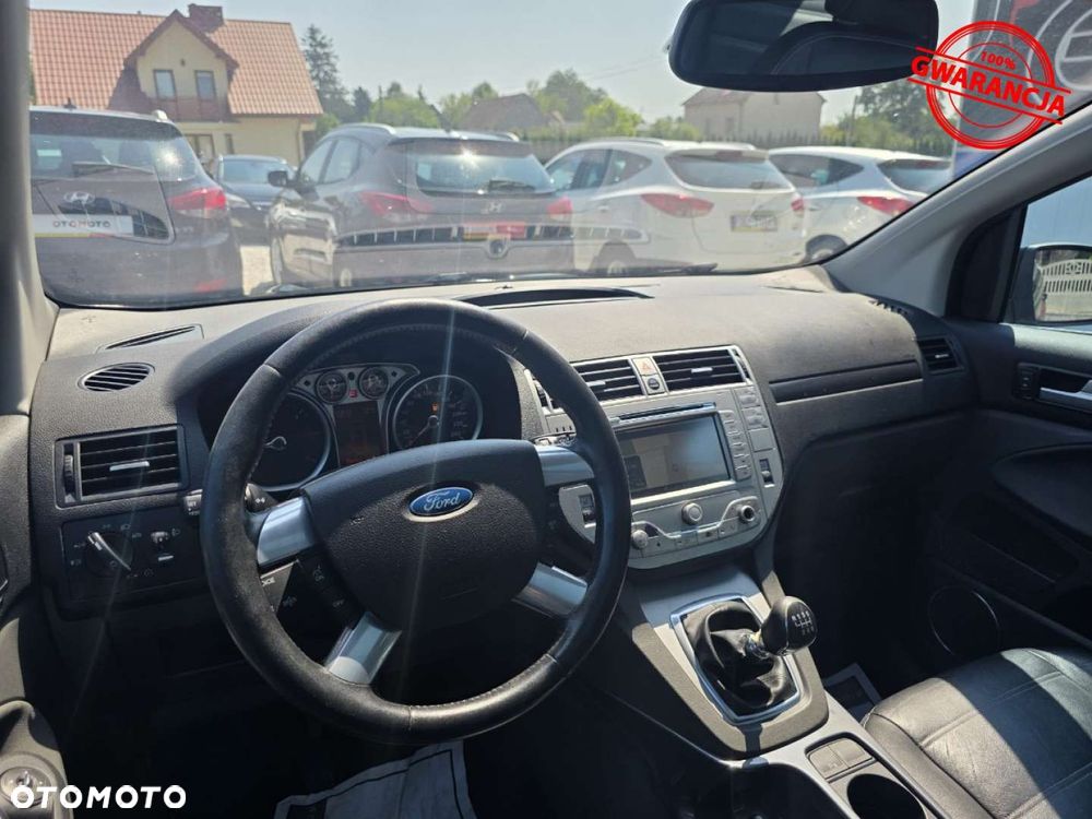 Ford Kuga - 27