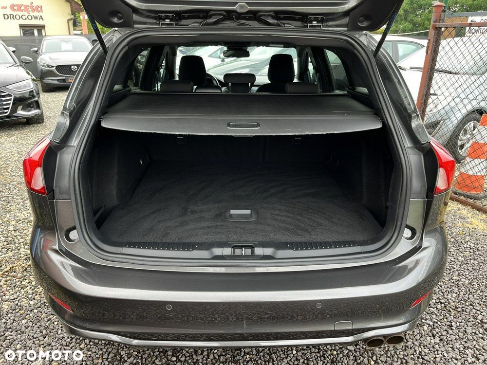 Ford Focus - 35