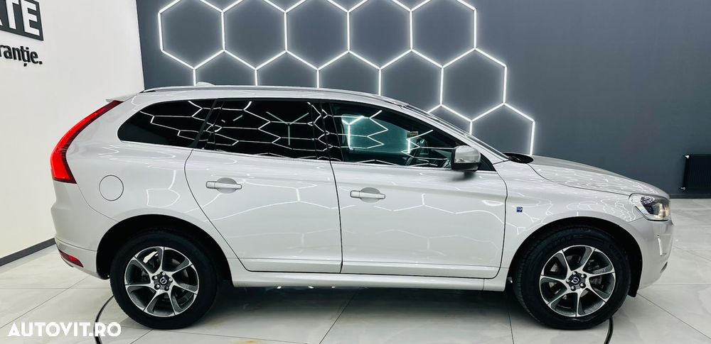 Volvo XC 60 D3 Ocean Race - 35