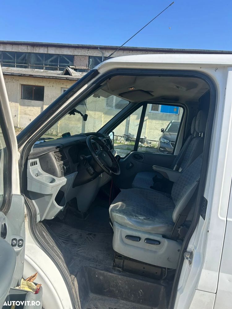 Ford Transit - 8