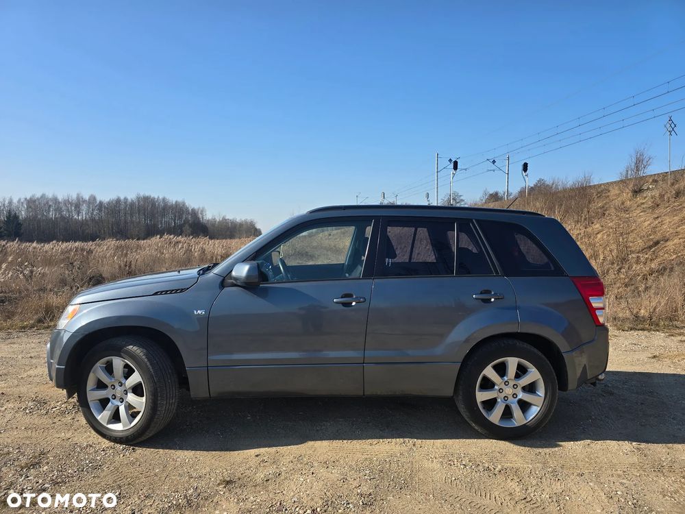 Suzuki Grand Vitara 2.7 V6 - 4