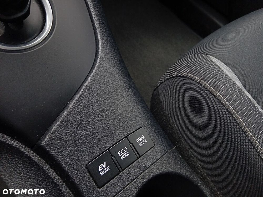 Toyota Auris - 18