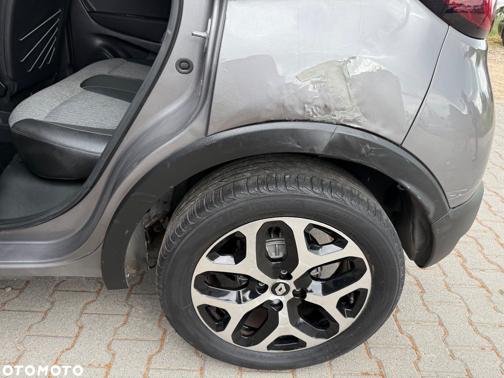 Renault Captur ENERGY TCe 120 EDC Bose Edition - 8