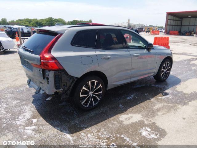 Volvo XC 90 T5 AWD Geartronic RDesign - 4
