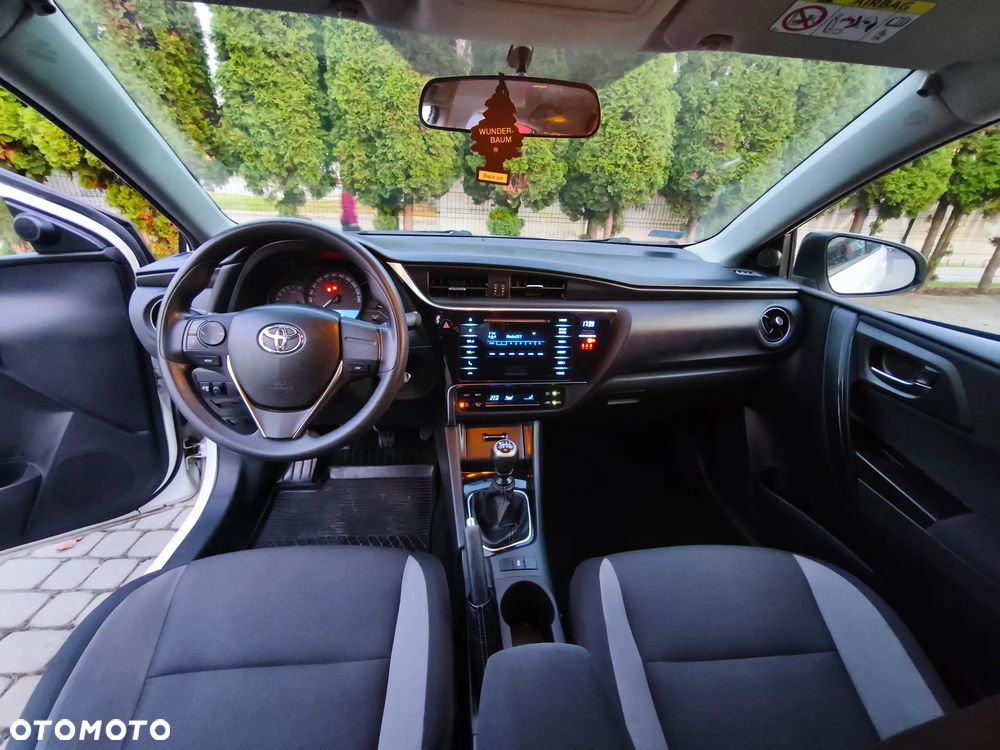 Toyota Auris 1.33 VVT-i Active - 7