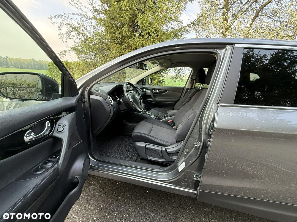Nissan Qashqai - 23