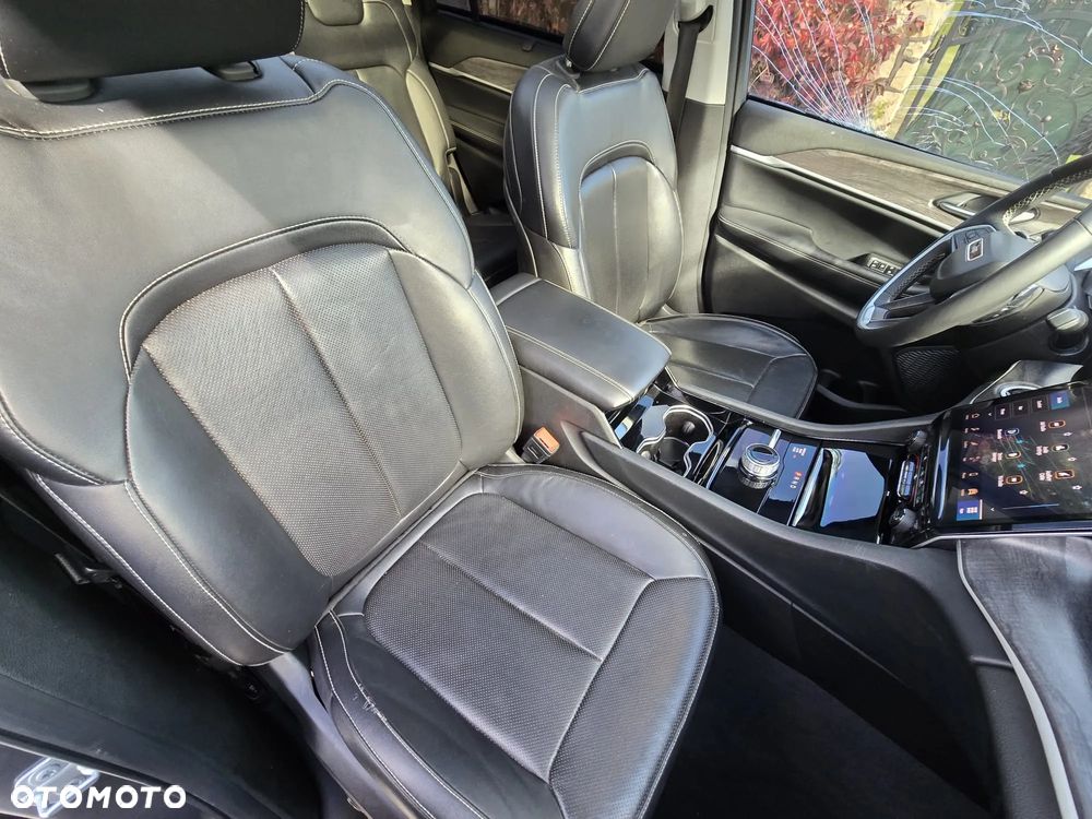 Jeep Grand Cherokee - 14