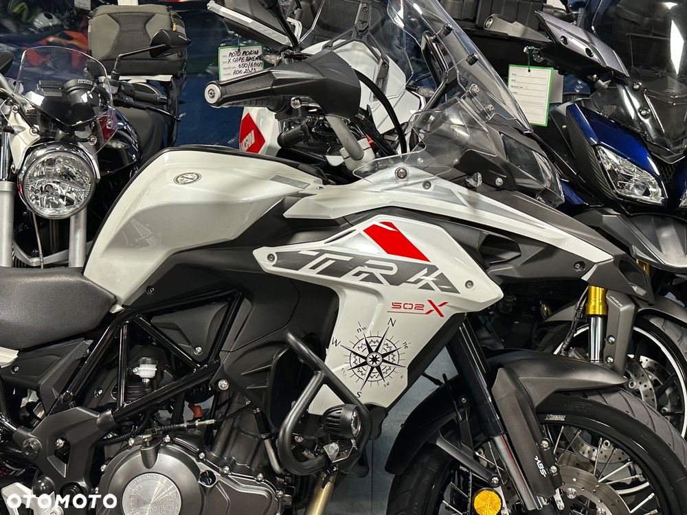 Benelli TRK 502X - 9