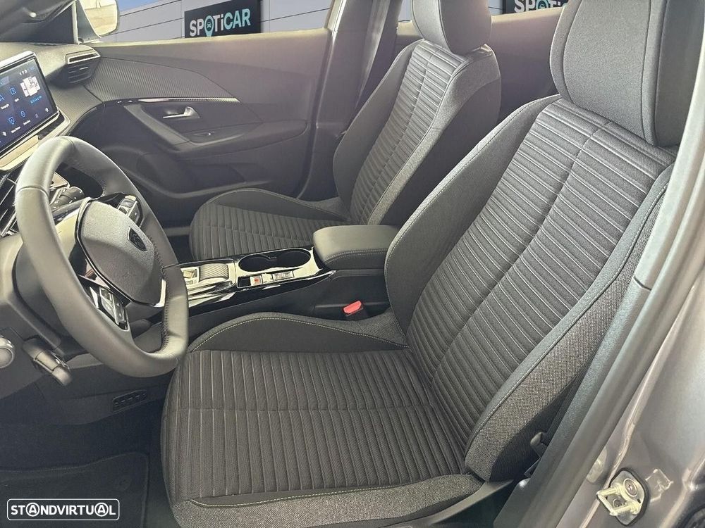 Peugeot e-2008 54 kWh Active - 9