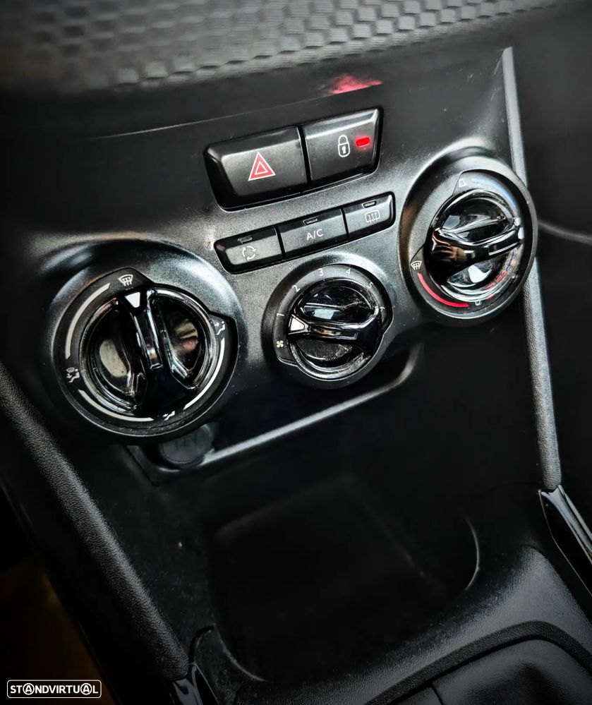 Peugeot 2008 1.6 BlueHDi Active - 14