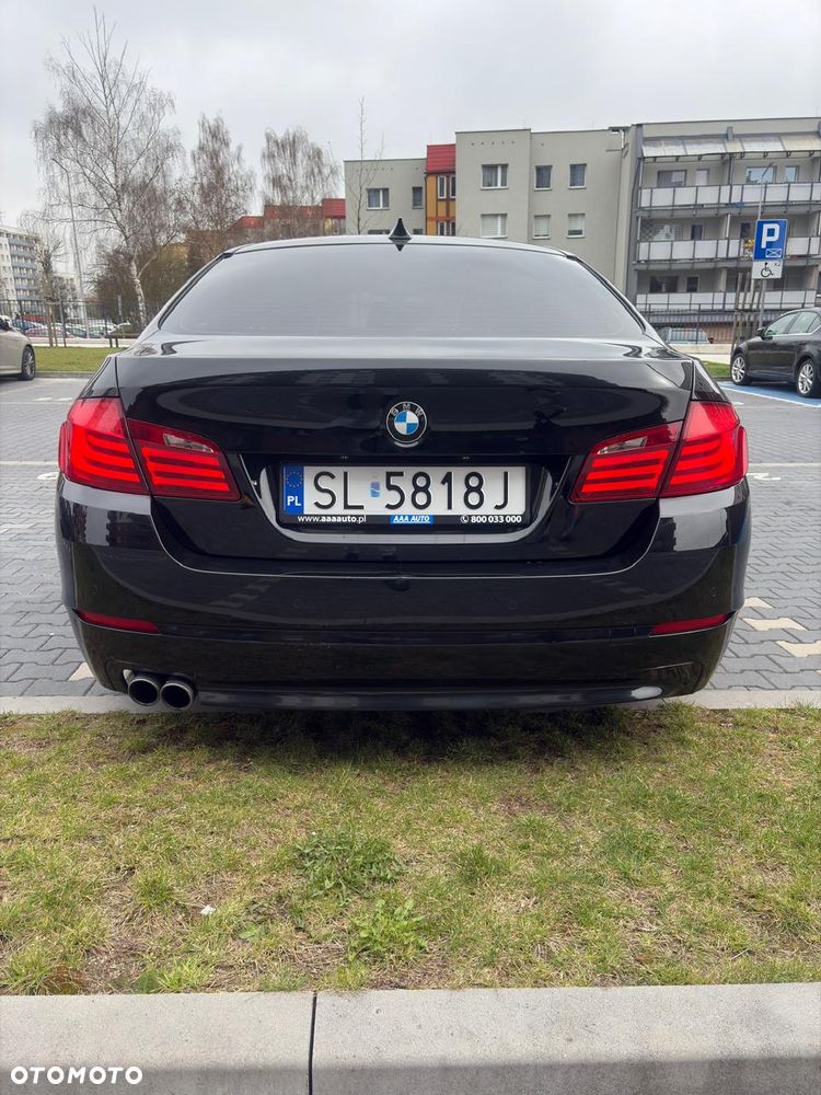 BMW Seria 5 520d - 14