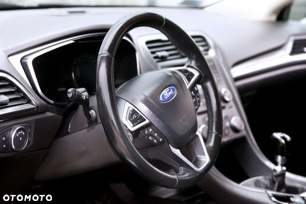 Ford Mondeo - 13