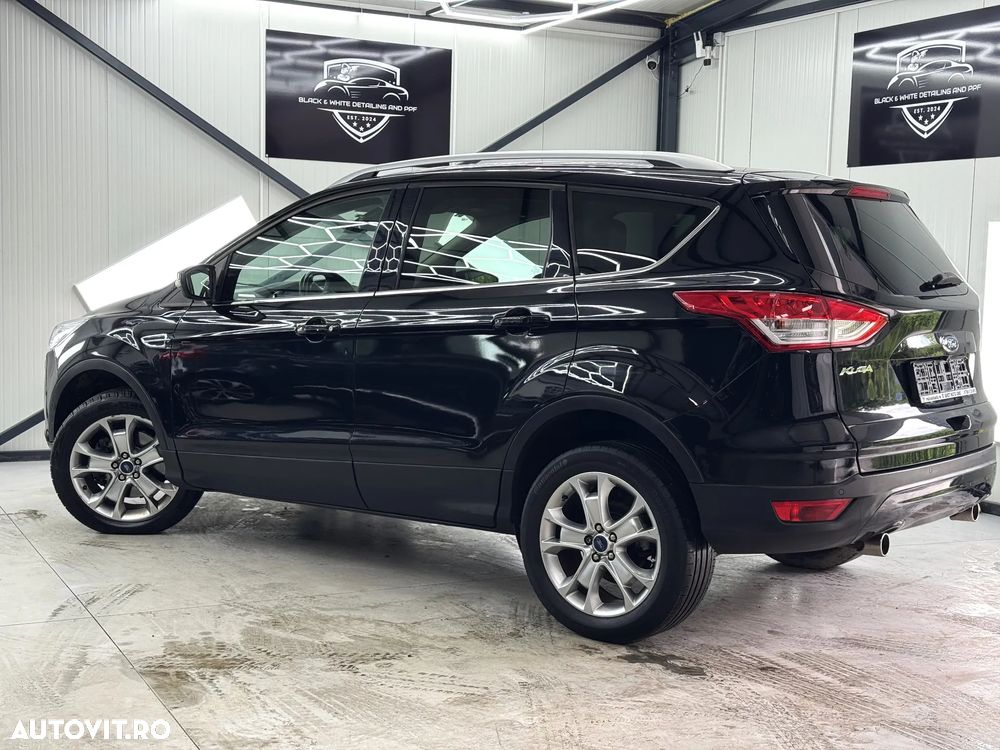 Ford Kuga 2.0 TDCi 4WD Powershift Titanium - 8