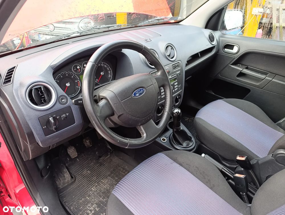 Ford Fusion 1.4 Fun X - 8