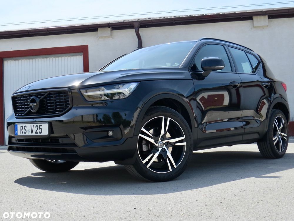 Volvo XC 40 B4 B DKG Ultra Dark - 3
