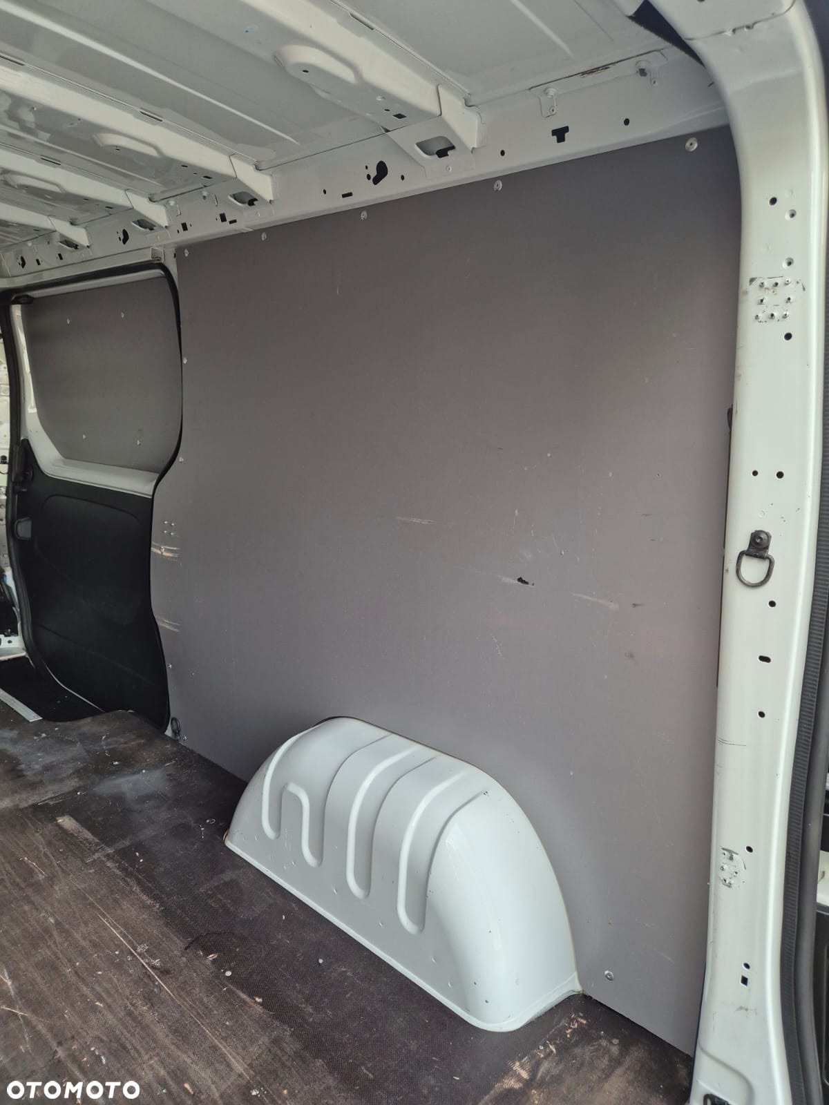 Opel Vivaro 2018r Long L2H1 150Tys km Super Stan - 9