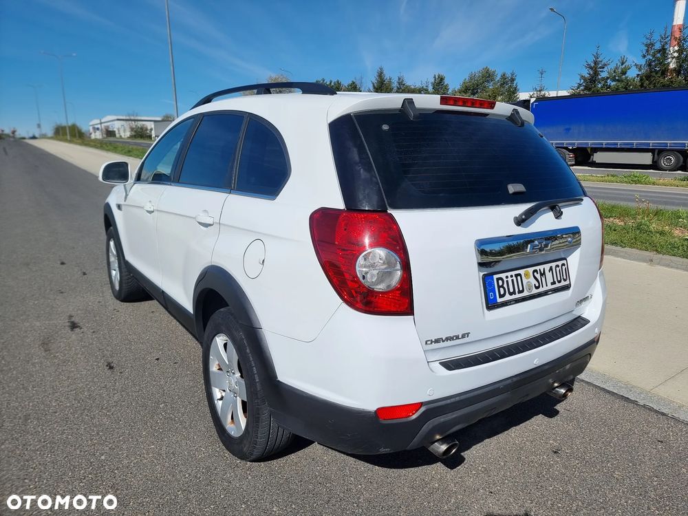 Chevrolet Captiva - 10