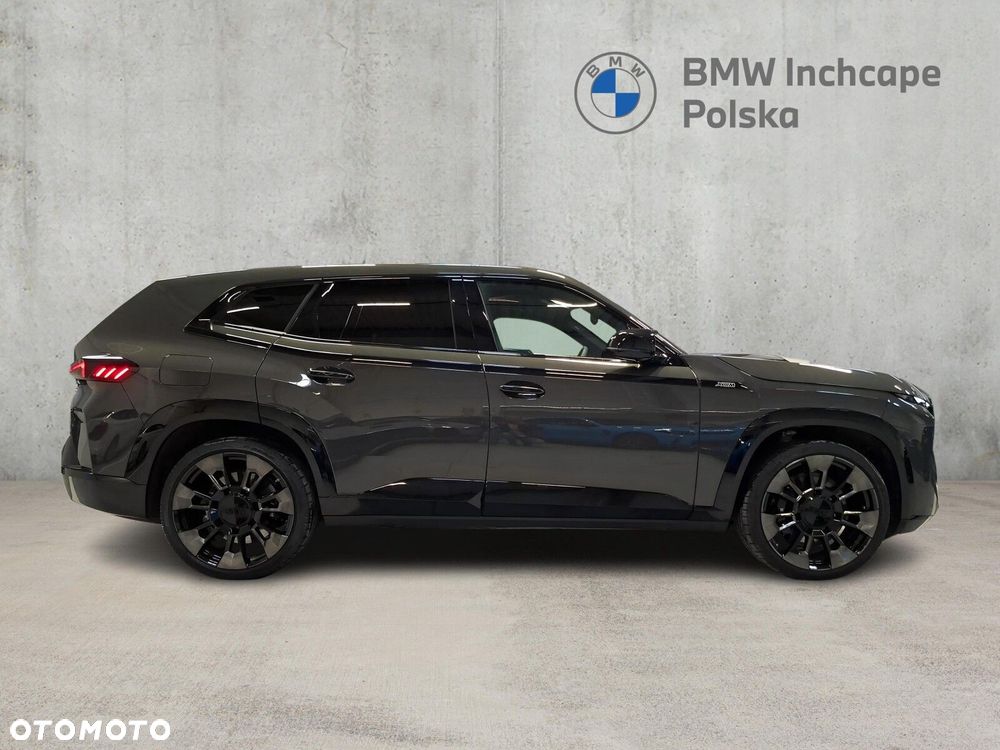 BMW XM - 5