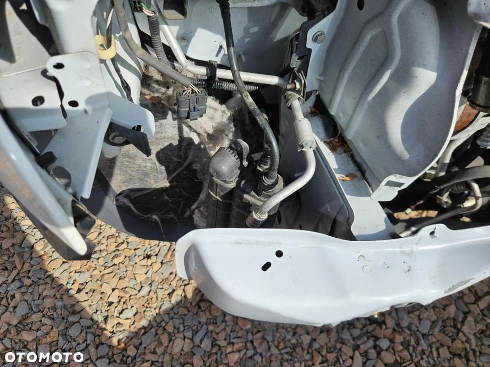 Dacia Duster 1.2 TCe Celebration S&S EU6 - 13