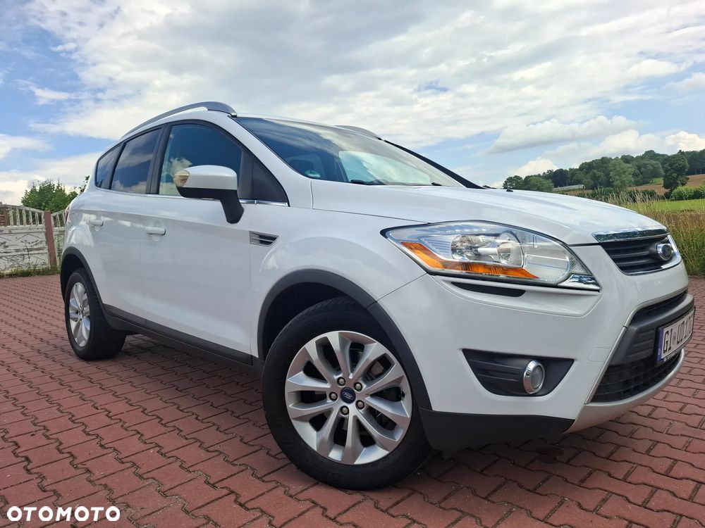 Ford Kuga 2.0 TDCi 2x4 Titanium - 9