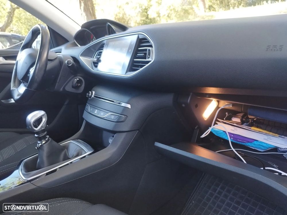 Peugeot 308 SW BlueHDi 120 Stop & Start Allure - 19