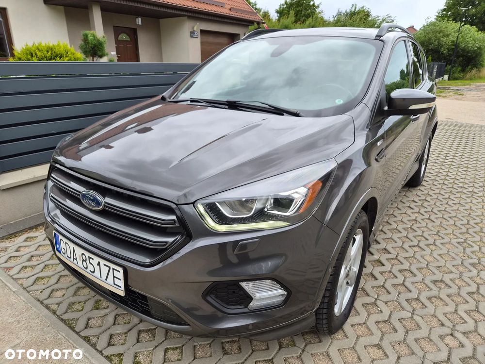 Ford Kuga 1.5 EcoBoost 2x4 ST-Line - 17