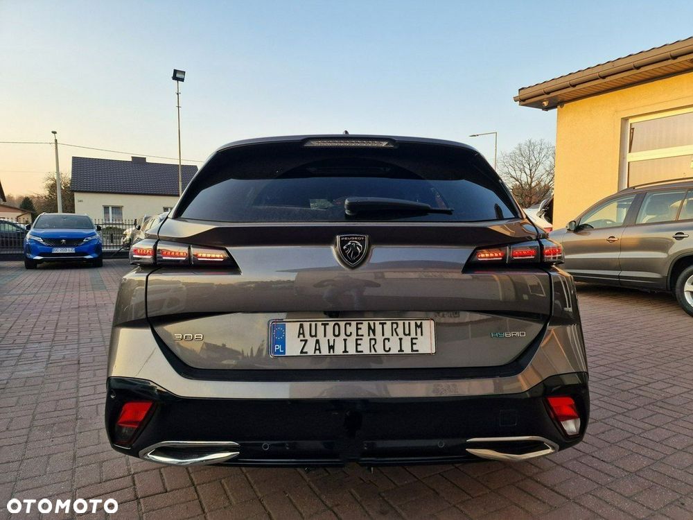Peugeot 308 1.6 Hybrid PHEV Allure EAT8 - 11