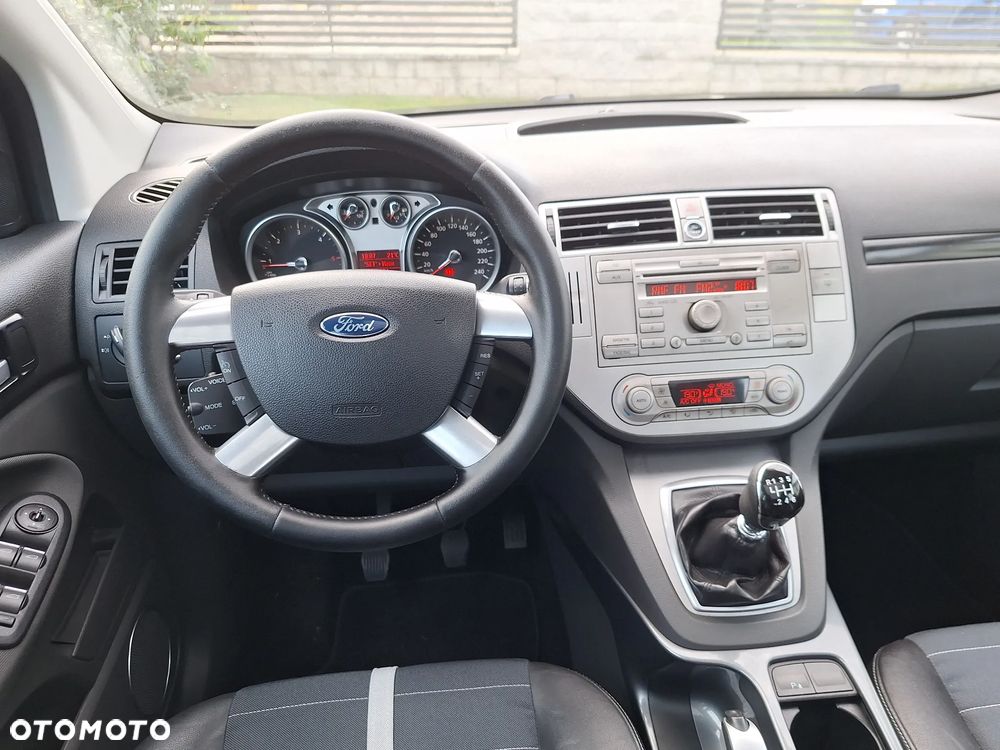Ford Kuga 2.0 TDCi Titanium - 23