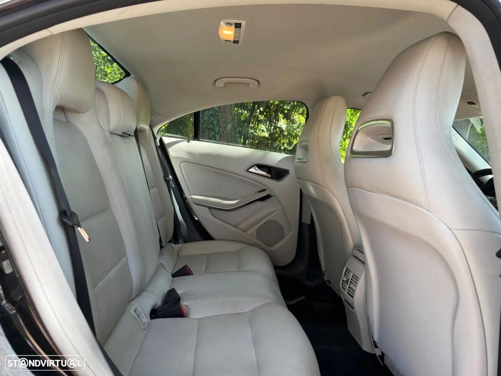 Mercedes-Benz CLA 200 CDI AMG Line — fotografia 39
