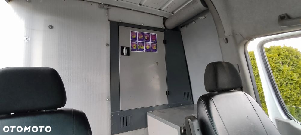Mercedes-Benz Sprinter L2H2 - 29