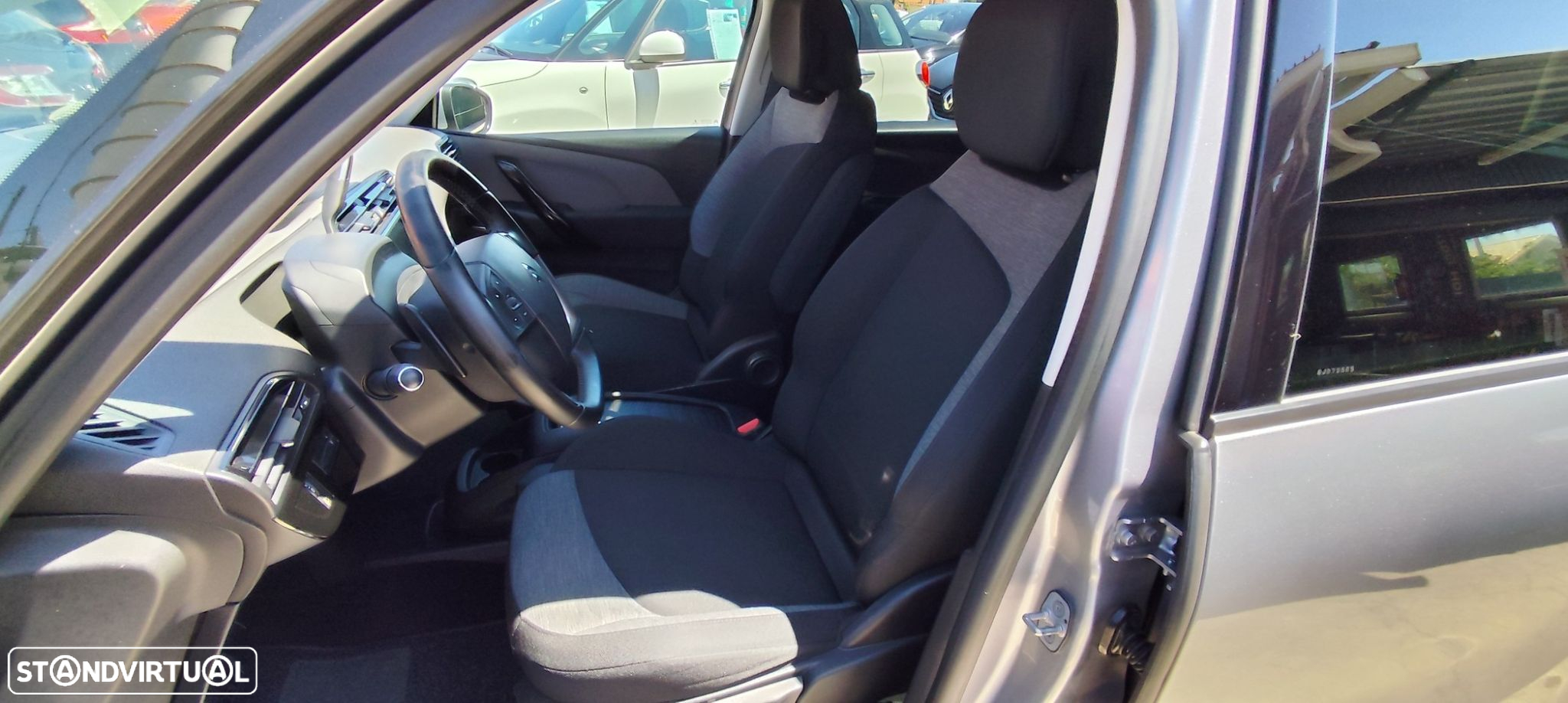 Citroën C4 Grand Picasso - 34