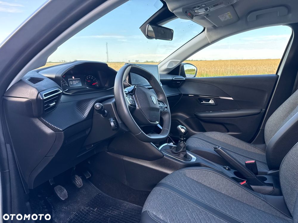 Peugeot 208 PureTech 100 Business - 14