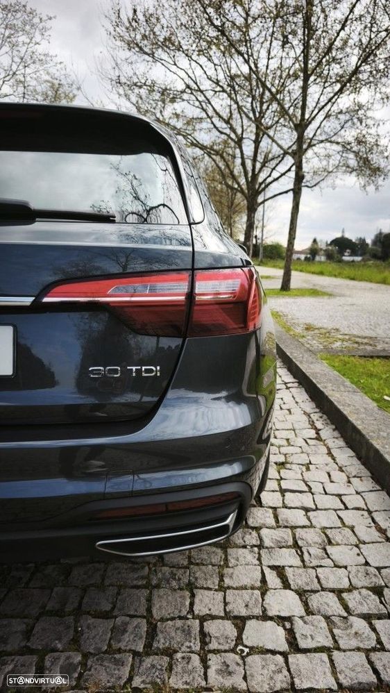 Audi A4 Avant 30 TDI S tronic - 38