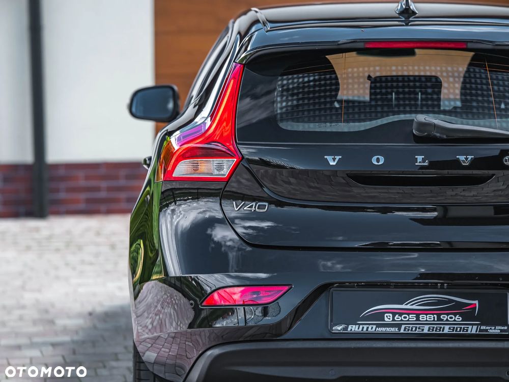 Volvo V40 D2 Momentum - 10